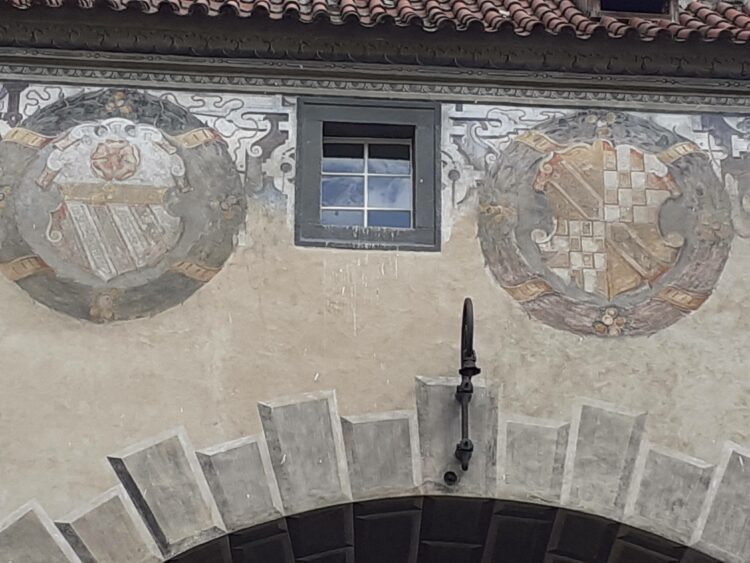 Prohlídka města Český Krumlov, detail fasády